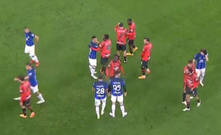 LIVE/ Derbi Milan-Inter, nuk mungon tensioni në fushë