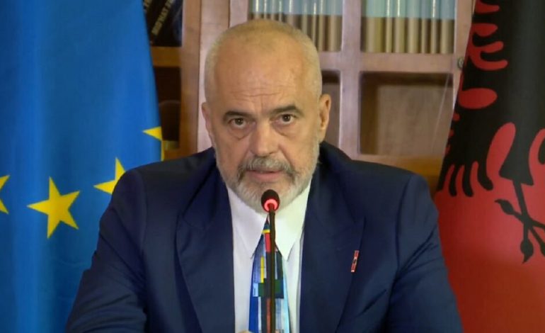 Kryeministri Rama uron besimtarët myslimanë: Gëzuar Fitër Bajramin!