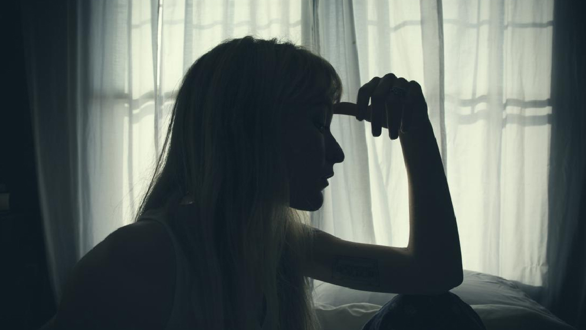 Pse Trishtimi Është Emocioni më Jetëgjatë – Si ta Menaxhoni