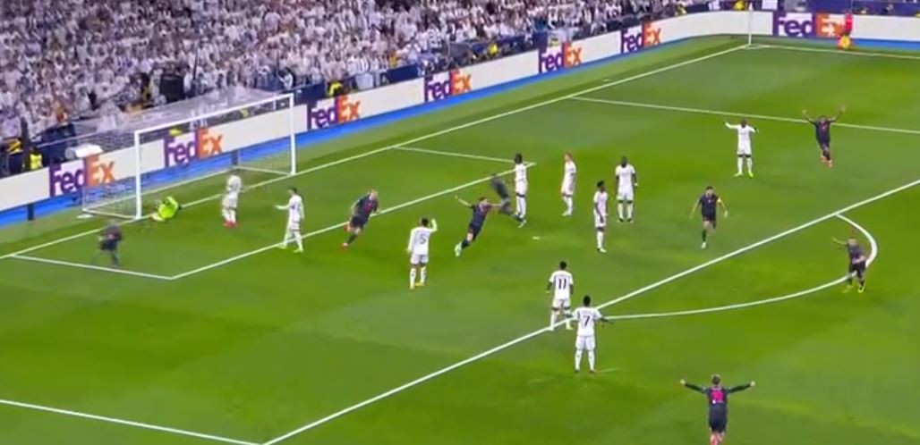 LIVE/ Arsenali realizon ndaj Bayern, Reali përmbys shifrat ndaj Cityt (VIDEO)