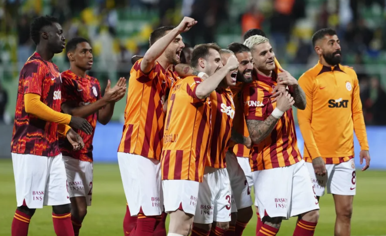 Fenerbahçe braktis finalen pas 3 minutash lojë, Galatasaray feston triumfin surreal
