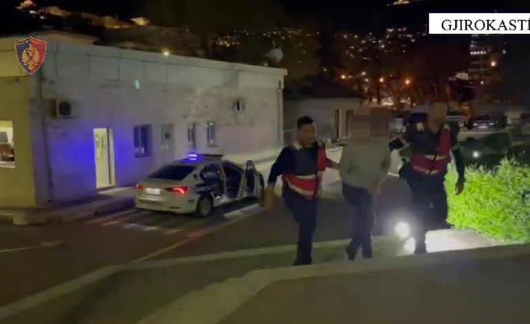 Aksidenti me tetë viktima në Këlcyrë, policia identifikon tre organizatorët nga Shkodra. Dy në pranga tjetri në kërkim! Do t’i transportonin kundrejt pagesës