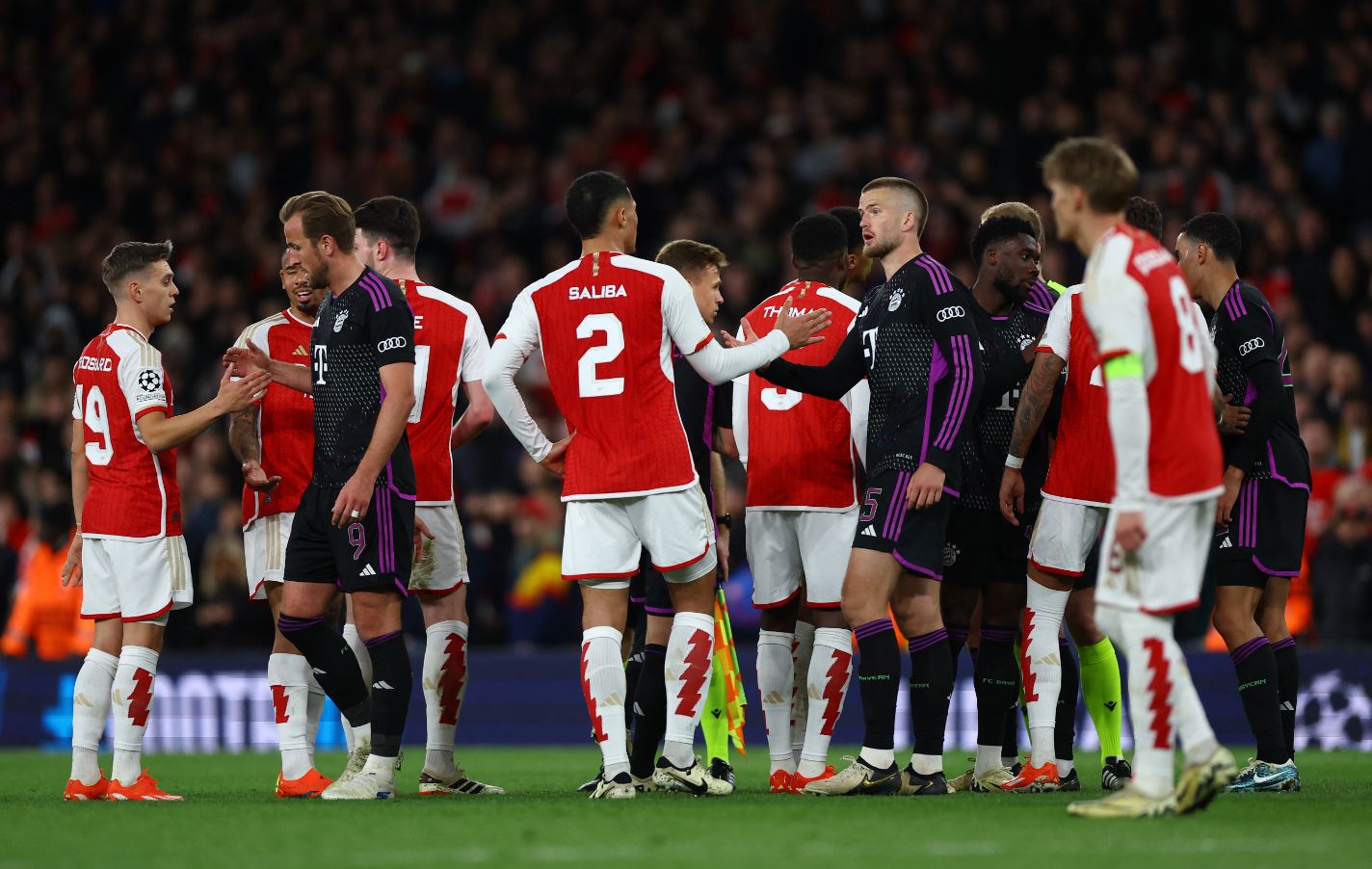 Lajm i mirë te Bajerni përpara Arsenalit, Sane dhe Nojer në dispozicion të Tuhelit