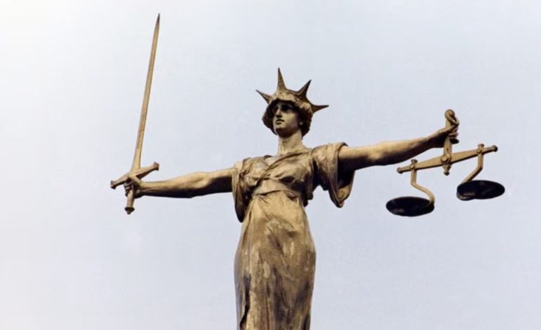 Aktpadi ndaj 11 republikanëve që deklaruan në mënyrë të rreme se Trump i fitoi zgjedhjet në Arizona në vitin 2020