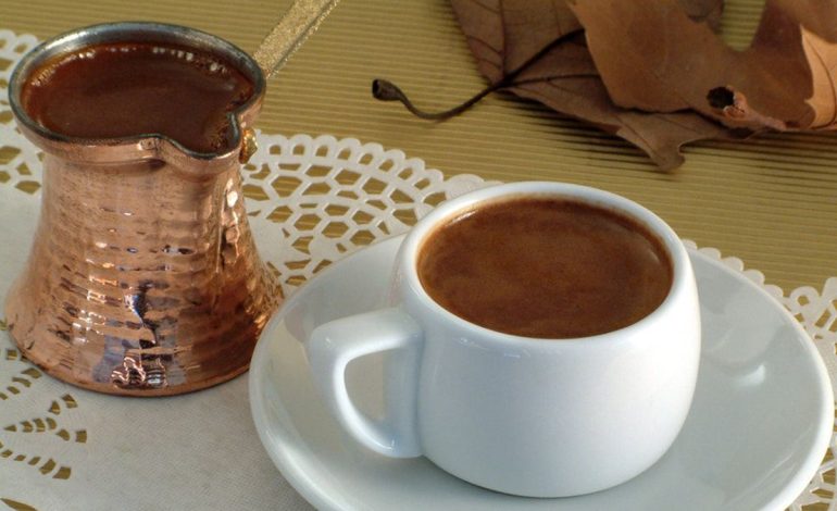 Kur Është Koha më e Mirë për të Pirë Kafe?