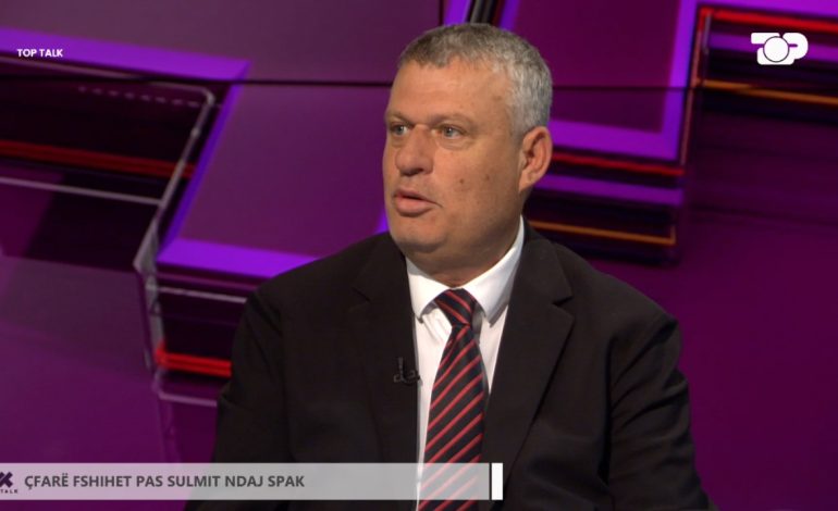 “Meta ka informacione se SPAK mund ta godasë”/ Ish-kryeprokurori Hajdari: Sulmet e kryetarit të Partisë së Lirisë, të ngjashme me ato të organizatave kriminale