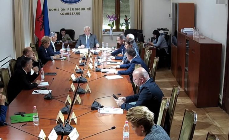 Deklarata për policët e korruptuar, PS drejt rrëzimit të kërkesës së opozitës për seancë dëgjimore me Dumanin. Naço: E thërrasim me Komisionin e Ligjeve