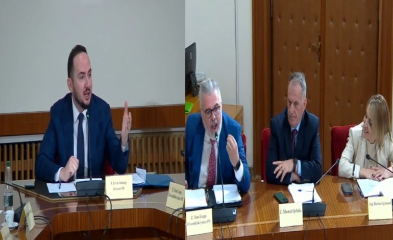 “Kërcen Gogu nga belaja”, deputeti i PS përplaset me Salianjin: Do të bësh gjyqtarin e Berishës?! Nuk e zbret dot nga ballkoni