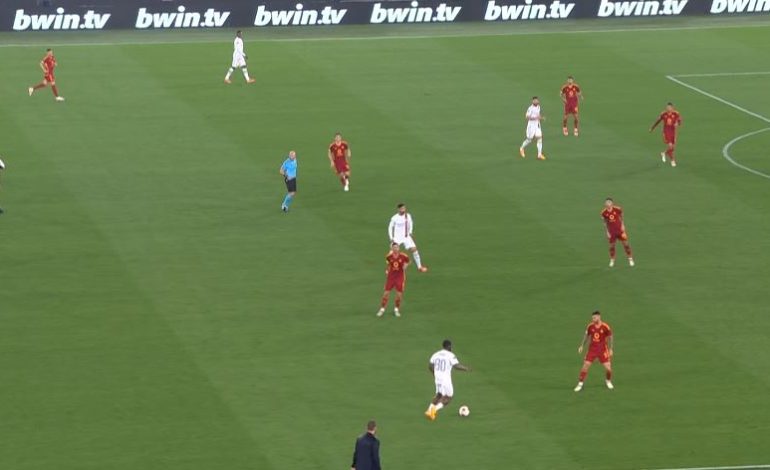 LIVE/ Milani shton presionin ndaj Romës, por ekipi i De Rossit realizon golin e dytë, Liverpool dominon ndaj Atalantës (VIDEO)