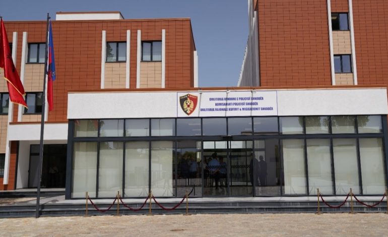 E rëndë në Shkodër! Dhunoi motrën e tij dhe tentoi ta përdhunonte, vihet në pranga 24-vjeçari