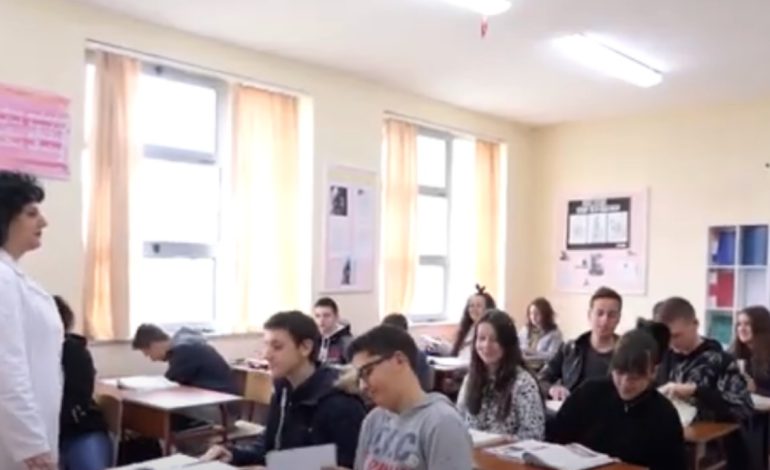 Testet e klasave të nënta, Sindikata e Pavarur e Arsimit: Të paguhen orët e konsultimeve për mësuesit