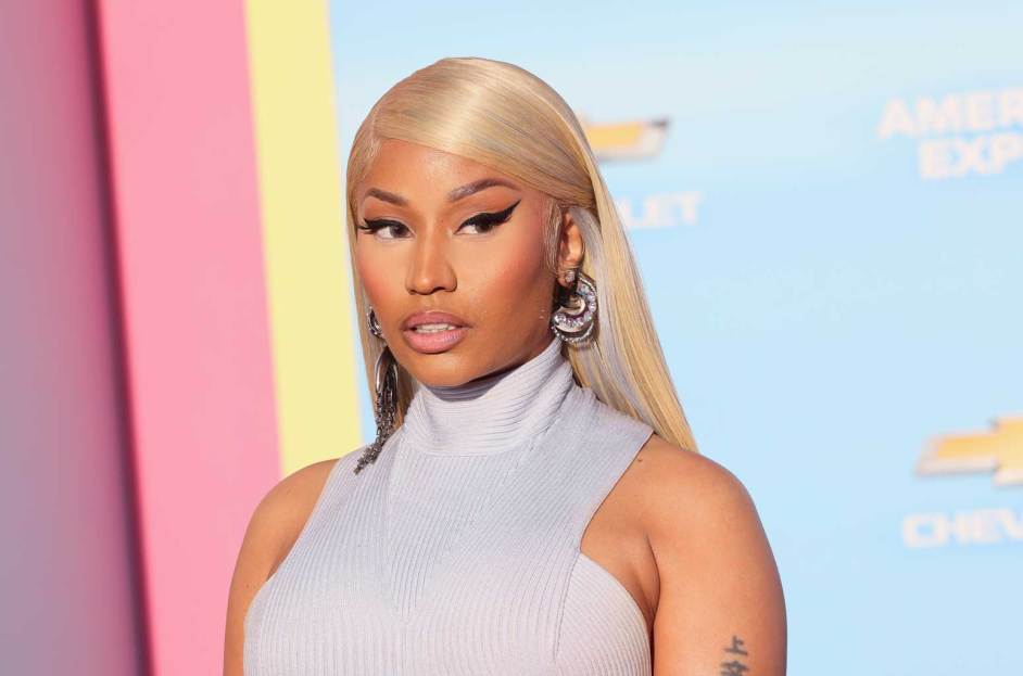 Pasi e goditi në skenë, Nicki Minaj bën veprimin e papritur ndaj fanses
