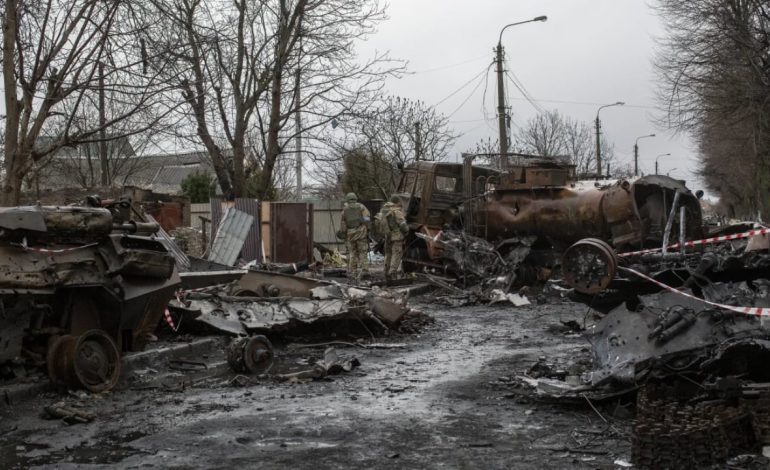 Nën akuzë për përhapje të rreme të lajmeve për ushtrinë ruse, gazetari i Forbes vihet në arrest shtëpiak