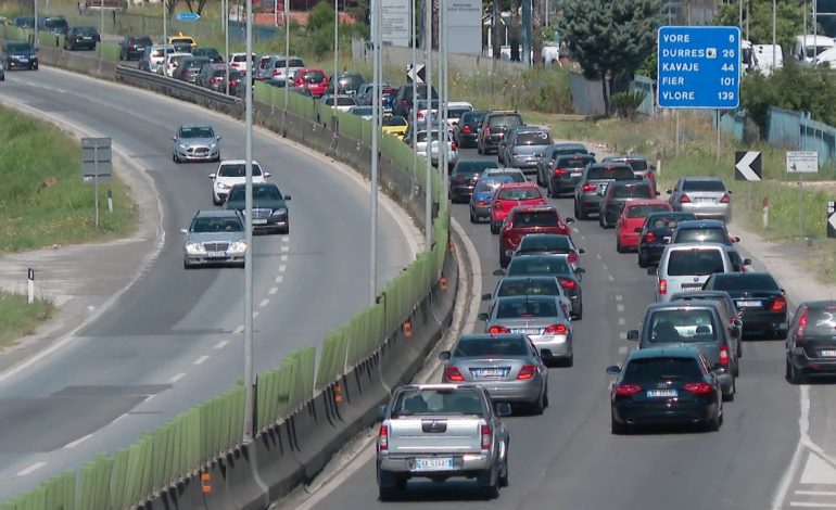 Tiranë-Durrës, 8 korsi në total/ Hapen tenderat për zgjerimin e disa akseve, dyfishohet kapaciteti i autostradës