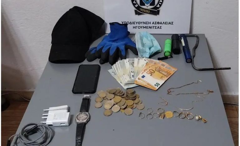 Dyshohet për 7 vjedhje në Greqi, arrestohet ‘skifteri’ shqiptar që bënte kërdinë në vendin fqinj 
 01/04/2024 11:38