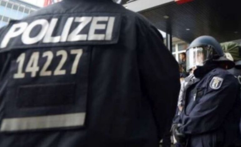 “Me bomba dhe thika”/ Planifikuan sulm terrorist në Gjermani, një vajzë dhe dy djem të mitur vihen në pranga! Objektivi ishte…