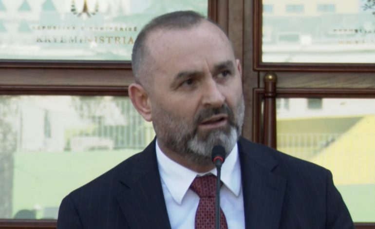 “Akt i shëmtuar prej burracakësh”, ministri i Drejtësisë reagon për tritolin në derën e gjyqtarit: Kërkojnë të intimidojnë drejtësinë, por nuk do t’ia arrijnë dot