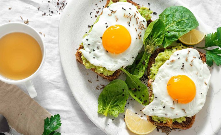 3 Ushqime që Mund të Konsumoni Çdo Ditë për Shëndet më të Mirë