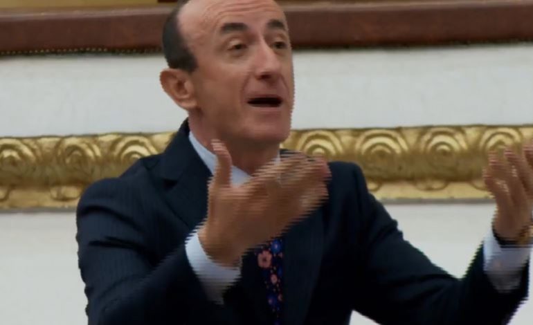 Batutat në Kuvend/ Nikolla- Sulës: Mos na bëj si aktor filmash tani. Deputeti: Të kam respektuar por ti…