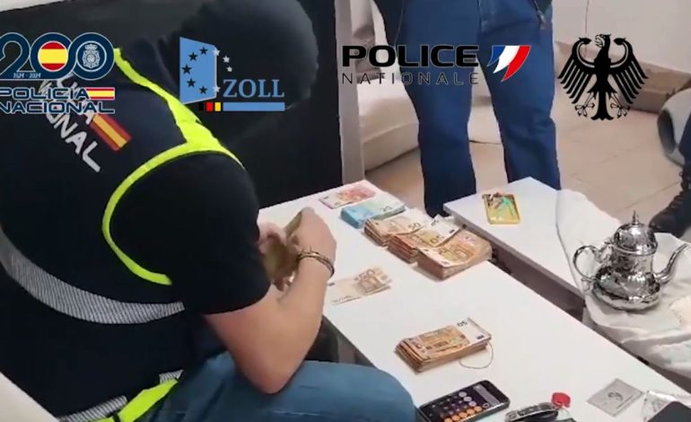 VIDEO/ ‘Çmontohet’ rrjeti ndërkombëtar i drogës në Spanjë! Të përfshirë edhe shqiptarë, 14 të arrestuar që transportonin tonelata me drogë në Europë