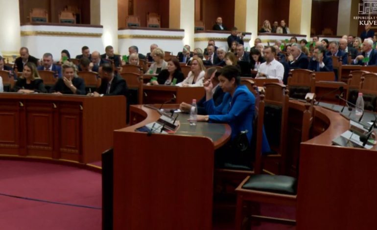 Ratifikohet marrëveshja mes Shqipërisë dhe Italisë, përfitojnë rreth 500 emigrantë shqiptarë