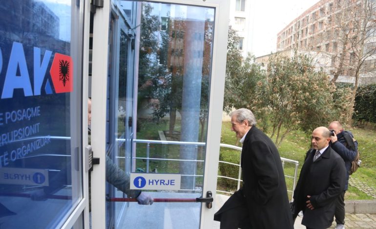 Apeli i Posaçëm lë në fuqi masën arrest shtëpie për Berishën dhe Malltezin, avokati Gjokutaj: SPAK po sillet si parti politike! Kemi humbur disa beteja, por jo luftën