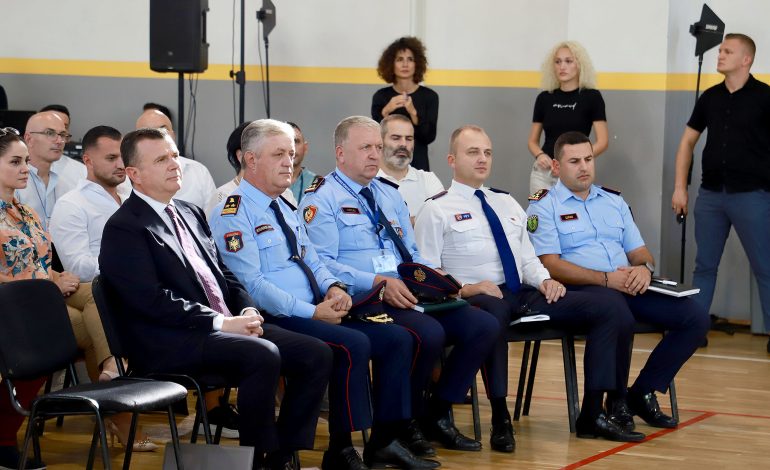 Arrestimi i gazetarit për ‘falsifikim kompjuterik’ ngre shqetësime