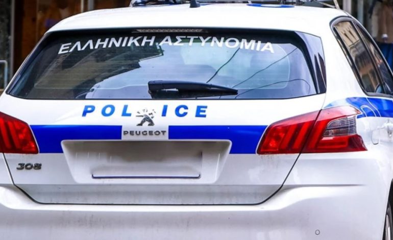 Debatuan jashtë një dyqani në Greqi, shqiptari qëllon me armë zjarri një 33-vjeçar