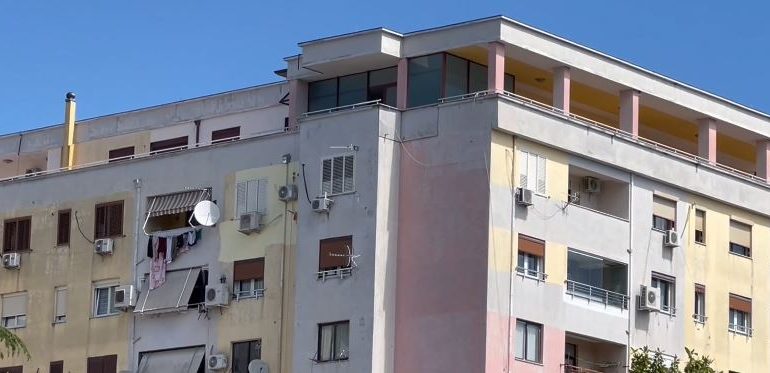 Turizmi rriti çmimet në Shkodër, shtrenjtohen shtëpitë me qira dhe për blerje, ja sa shkojnë çmimet