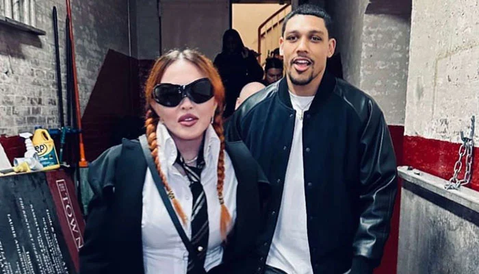 Romanca zgjati pak! Madonna ndahet nga i dashuri më i ri në moshë