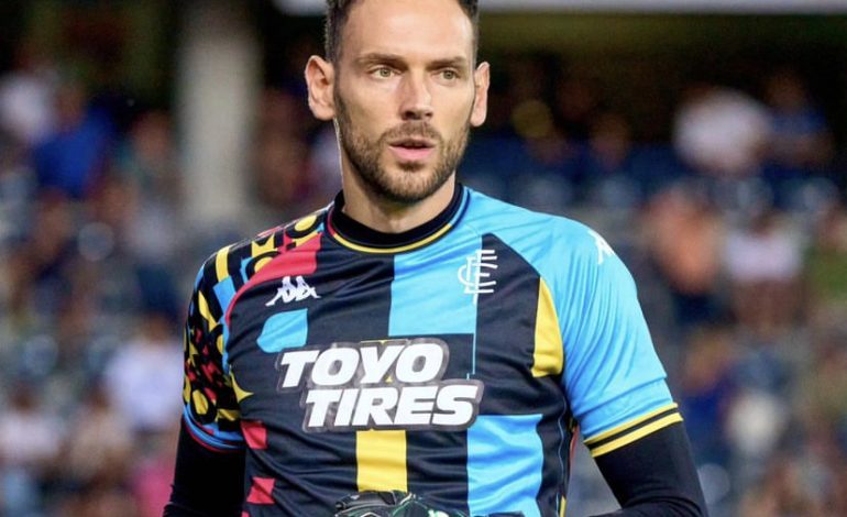 Portieri i Kombëtares Shqiptare Etrit Berisha bëhet baba për herë të parë