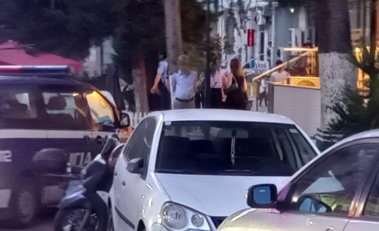 E PLOTË/ Efektivja i jep fund jetës me armën e shërbimit! Mister arsyet që e çuan drejt aktit ekstrem, çfarë komunikoi i dashuri i 21-vjeçares me policët në vendngjarje