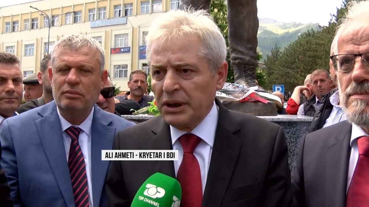 “Shqiptarët s’votojnë presidentin”, Ali Ahmeti “mesazh” Kurtit para zgjedhjeve: Kosovës i duhet Maqedonia e Veriut