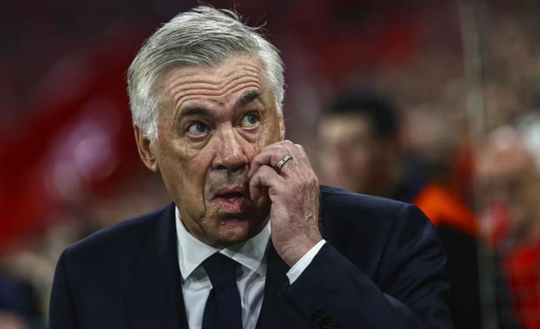 Ancelotti e pranon: E vështirë të gjesh dikë që zëvendëson Kroos
