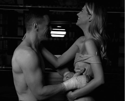 Boksieri i njohur, Robin Krasniqi dhe partnerja e tij ndajnë lajmin e ëmbël