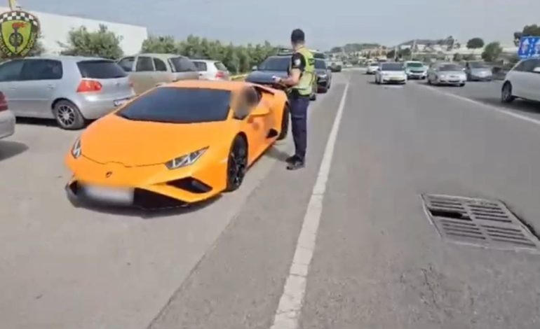 Gara shpejtësie me mikun e tij në Tiranë, kush është reperi i njohur shqiptar që  u kap “mat” nga policia, 400 mijë lekë gjobë