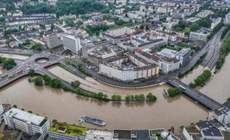 Përmbytje në Gjermani, situatë kritike në shumë zona! Scholz premton ndihma për banorët e prekur