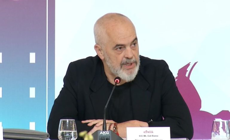Ministerial për Arsimin në Tiranë/ Rama: Po shtohet urrejtja ndaj institucioneve demokratike! Dija, arma e së ardhmes