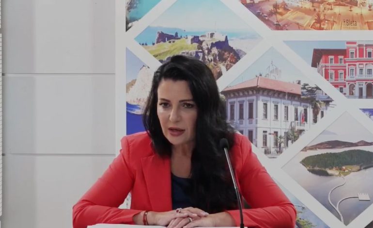 “Shkeljet dhe skemat korruptive të Ujësjellës Kanalizimeve Vlorë”, Balluku: Dosjen do e dorëzoj vetë në SPAK