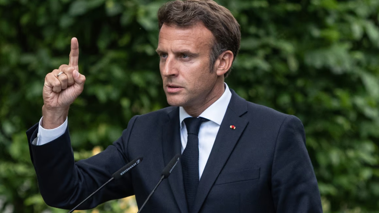 Franca do të dërgojë trupa në Ukrainë? Paralajmërimi i fortë i Macron: Nëse Rusia vendos të shkojë më larg, do të detyrohemi…