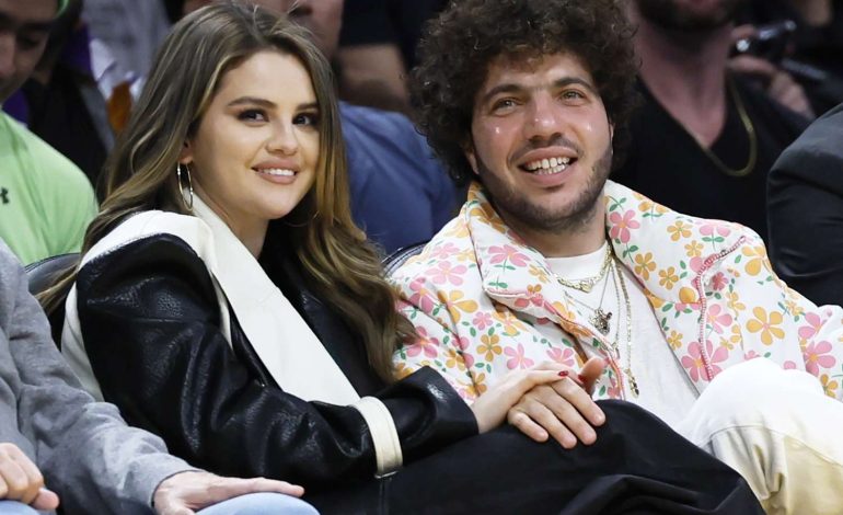 “Do birësoja fëmijë”/Mos ishte ky reagimi i parë i Selenës për shtatzëninë e Hailey