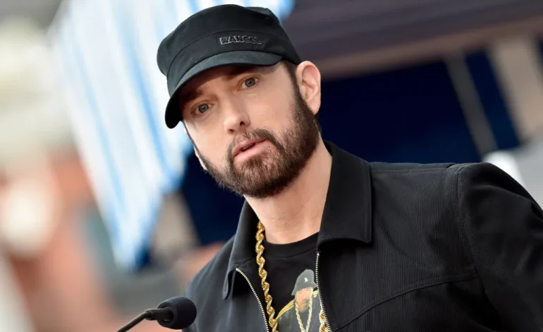 Ndër reperët më të famshëm në botë, sa është vlera e pasurisë së Eminem?