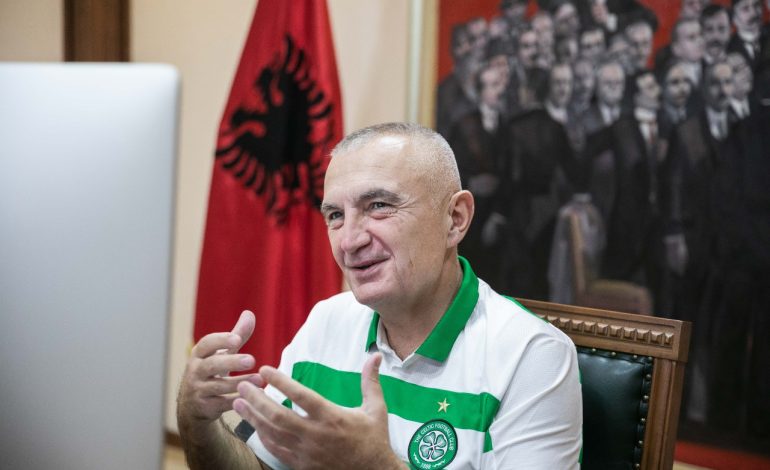 Meta mesazh special trajneres shqiptare të Celtic: Jam tre herë krenar për ty!