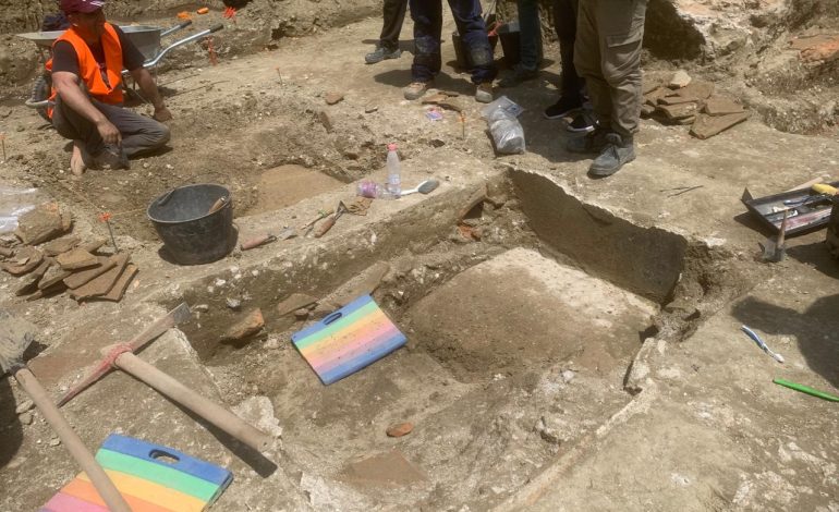 Arkeologët zbulojnë një pishinë të shekullit të parë në Durrës