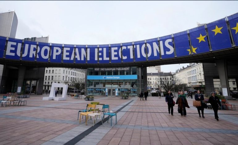 “I fundit në listën e gjatë të viktimave politike në Evropën e pasluftës”, analiza e AP: Ndikimi i plagosjes së kryeministrit Fico në zgjedhjet e qershorit në BE