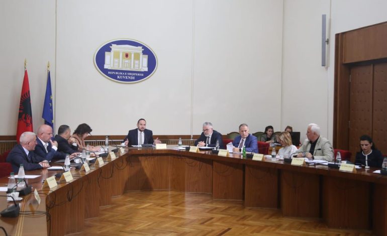 Dëshmitë për “TIMS” në Komisionin Hetimor, PS kërkon seancë me dyer të mbyllura: Informacioni është i klasifikuar, çështja nën hetim penal