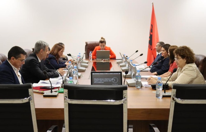 Ndryshon renditja, Kuvendi skualifikon 6 kandidatë për KLGJ dhe KLP. Emrat që përfitojnë me pikëzimin e ri për dy institucionet e drejtësisë