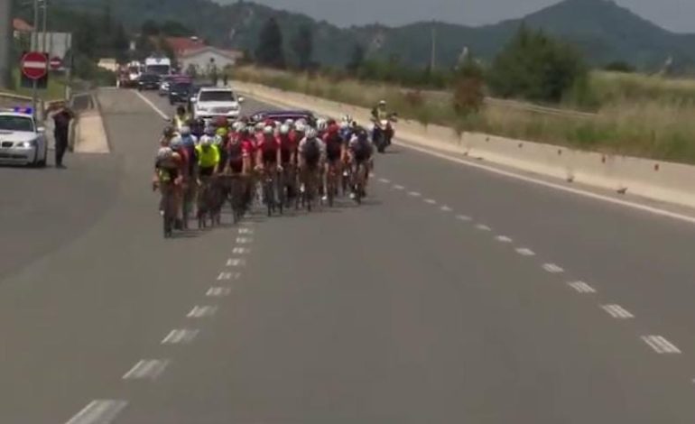 Të hënën fillon turi çiklistik Tiranë-Korçë, policia: Rrugët që do bllokohen