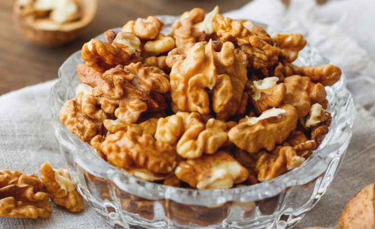 Cilat Janë Yndyrnat e Shëndetshme që Nuk Bllokojnë Enët e Gjakut?