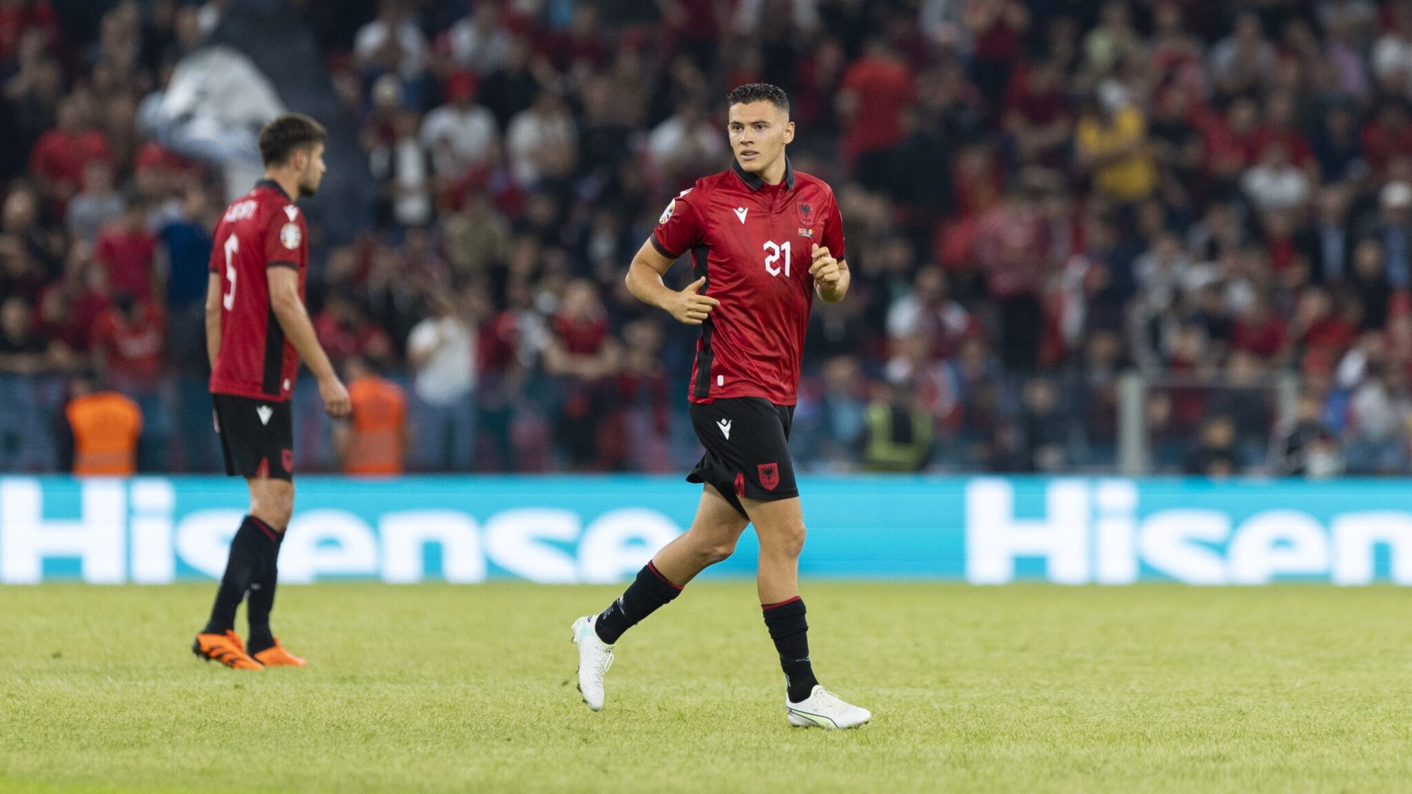 Legjionarët/ Asllani & Kumbulla më të mirët e ndeshjes, Arbër Hoxha shënon gol vendimtar. Manaj & Laçi japin asiste